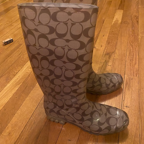 Coach Logo Women’s Rainboots, brown - Picture 3 of 4